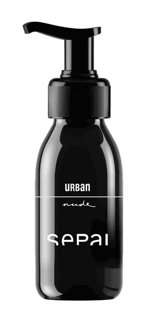 Czarna butelka kosmetyku Sepai Urban Nude